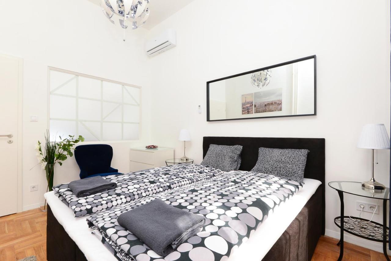 Akacfa 7 Two Bedroom Central Apartment Budapest Bagian luar foto